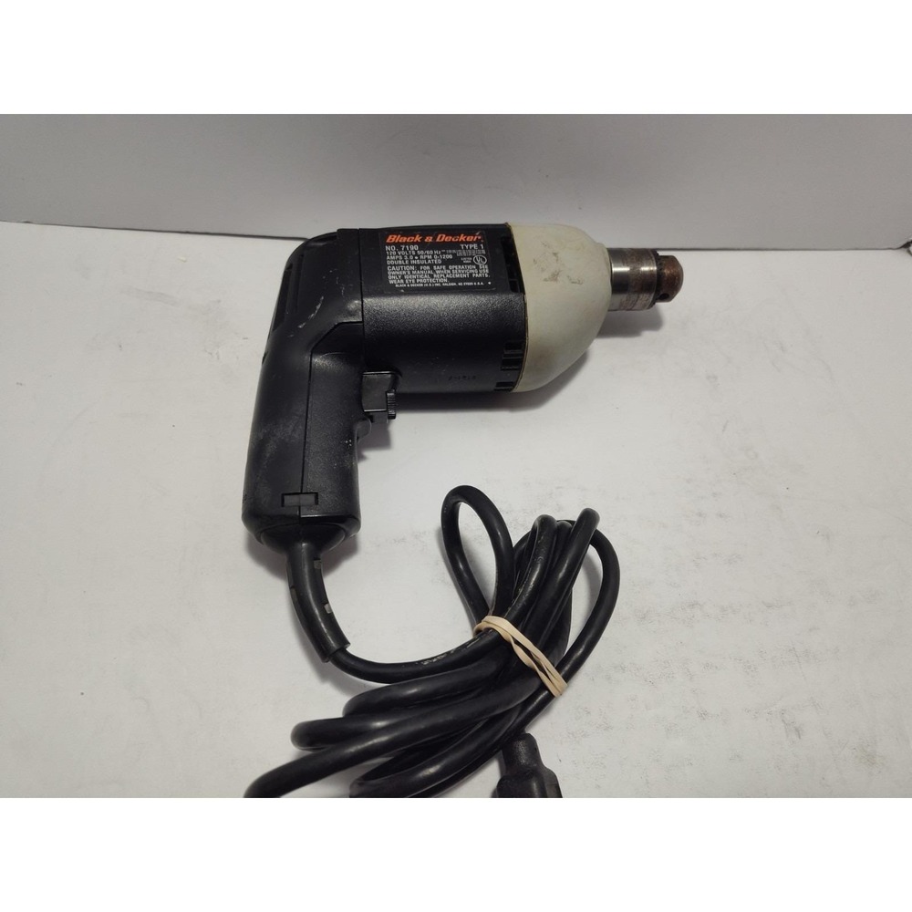BLACK & DECKER 7190 3/8" Corded Type 1 Drill - Black tested, works.‎  No key